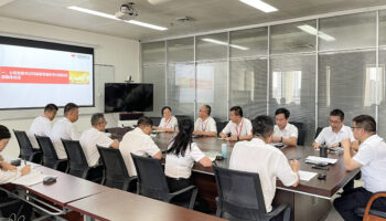 玉柴物流集團(tuán)黨委召開“黨旗引領(lǐng)，使命擔(dān)當(dāng)”基層黨支部新老書記交接座談會(huì)